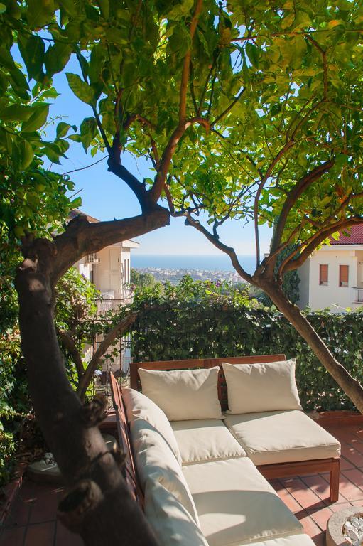 Mareluna - Sea View And Garden *